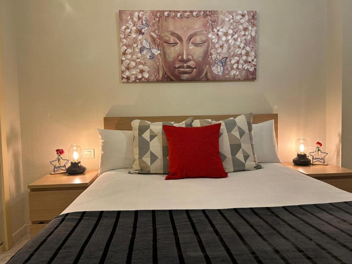 Apartamento Suite Torre Alta Parking Gratis Sevilla Exteriör bild