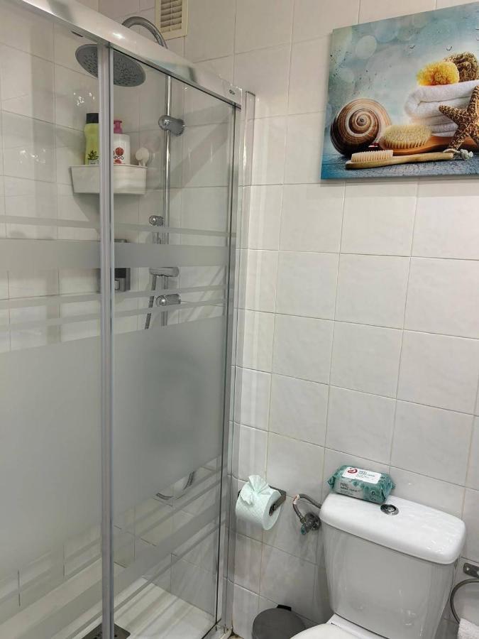 Apartamento Suite Torre Alta Parking Gratis Sevilla Exteriör bild