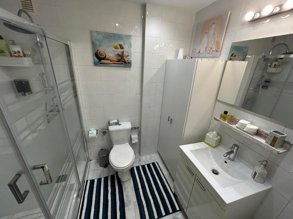 Apartamento Suite Torre Alta Parking Gratis Sevilla Exteriör bild