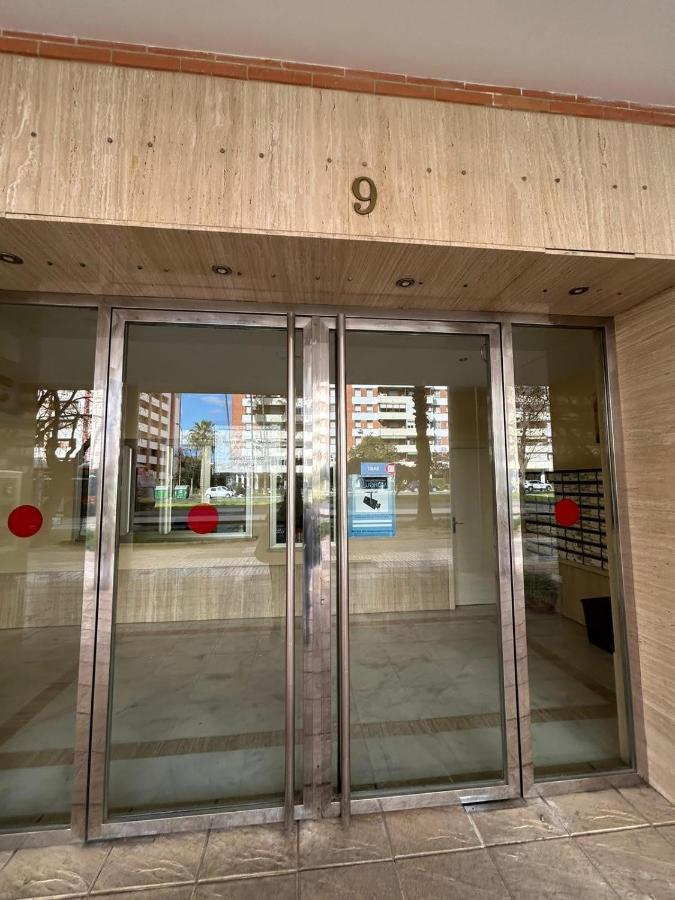 Apartamento Suite Torre Alta Parking Gratis Sevilla Exteriör bild